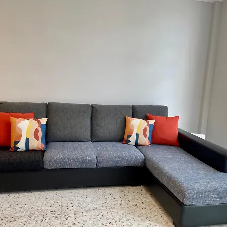 Homeforguest Amplio Apartamento En Triana Apartment