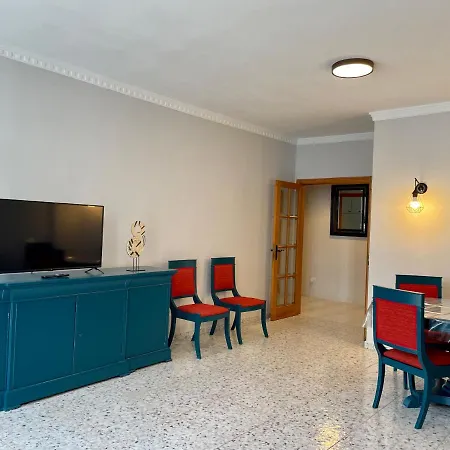 Apartment Homeforguest Amplio Apartamento En Triana *