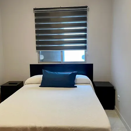Homeforguest Amplio Apartamento En Triana