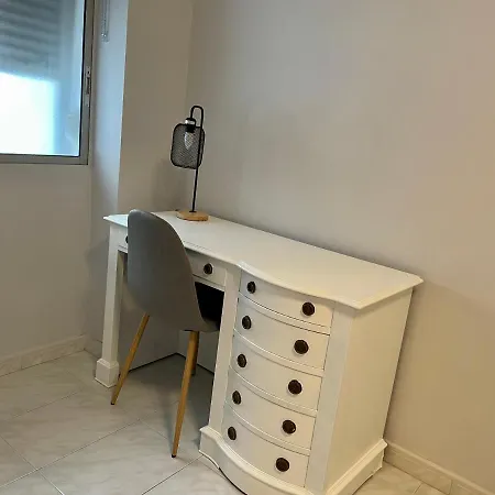 Homeforguest Amplio Apartamento En Triana Apartment *